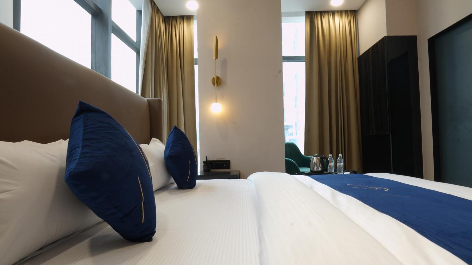 Aquila Grand Suites - Noida Sector 136 מראה חיצוני תמונה