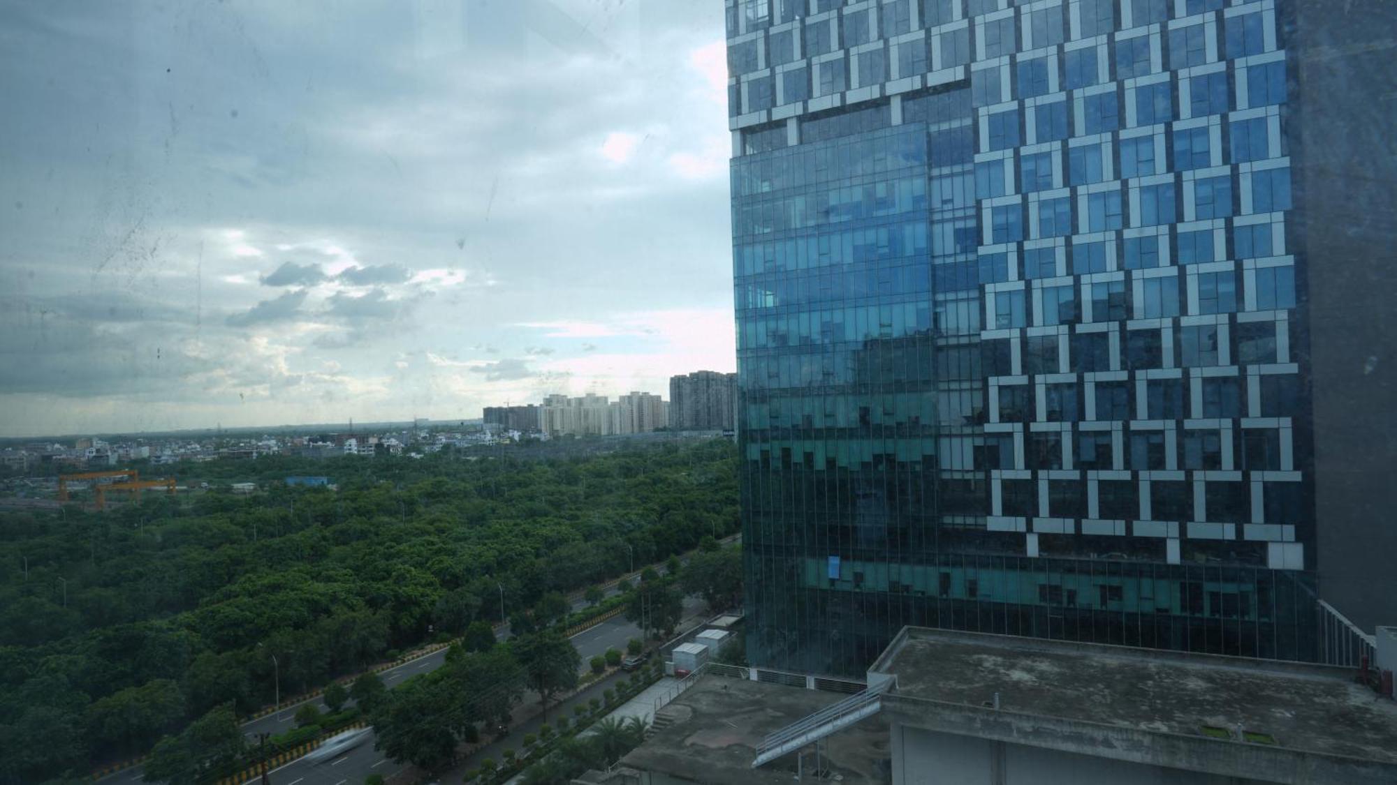 Aquila Grand Suites - Noida Sector 136 מראה חיצוני תמונה