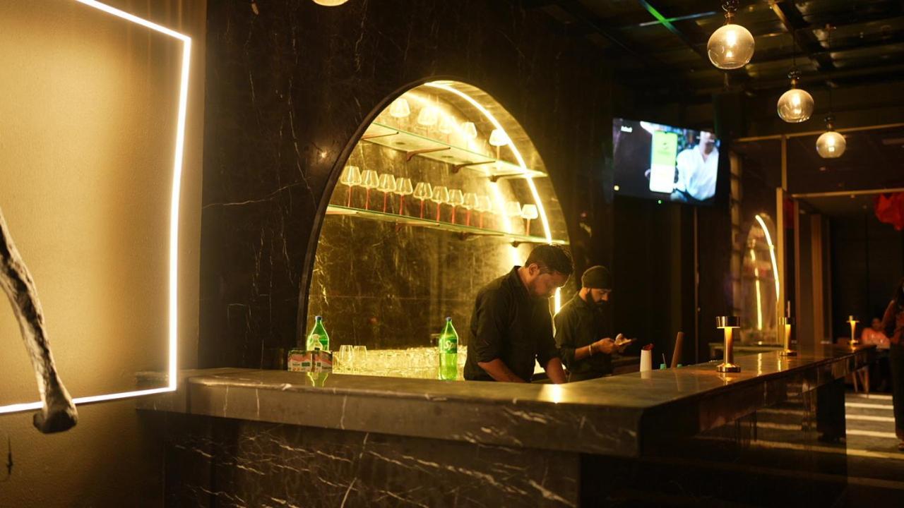 Aquila Grand Suites - Noida Sector 136 מראה חיצוני תמונה