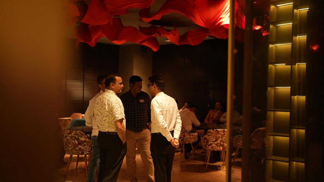 Aquila Grand Suites - Noida Sector 136 מראה חיצוני תמונה