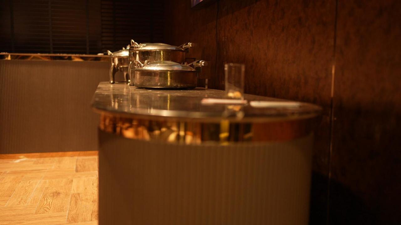 Aquila Grand Suites - Noida Sector 136 מראה חיצוני תמונה
